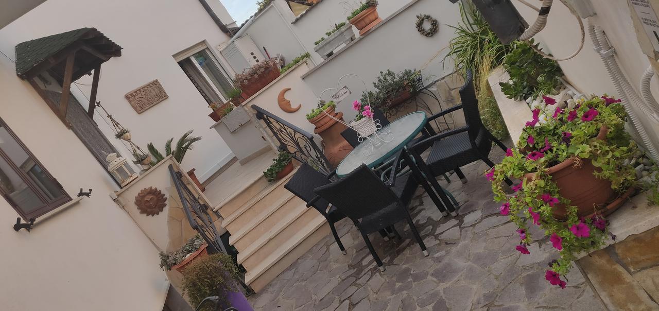 מלון פיומיצ'ינו Hillary House מראה חיצוני תמונה